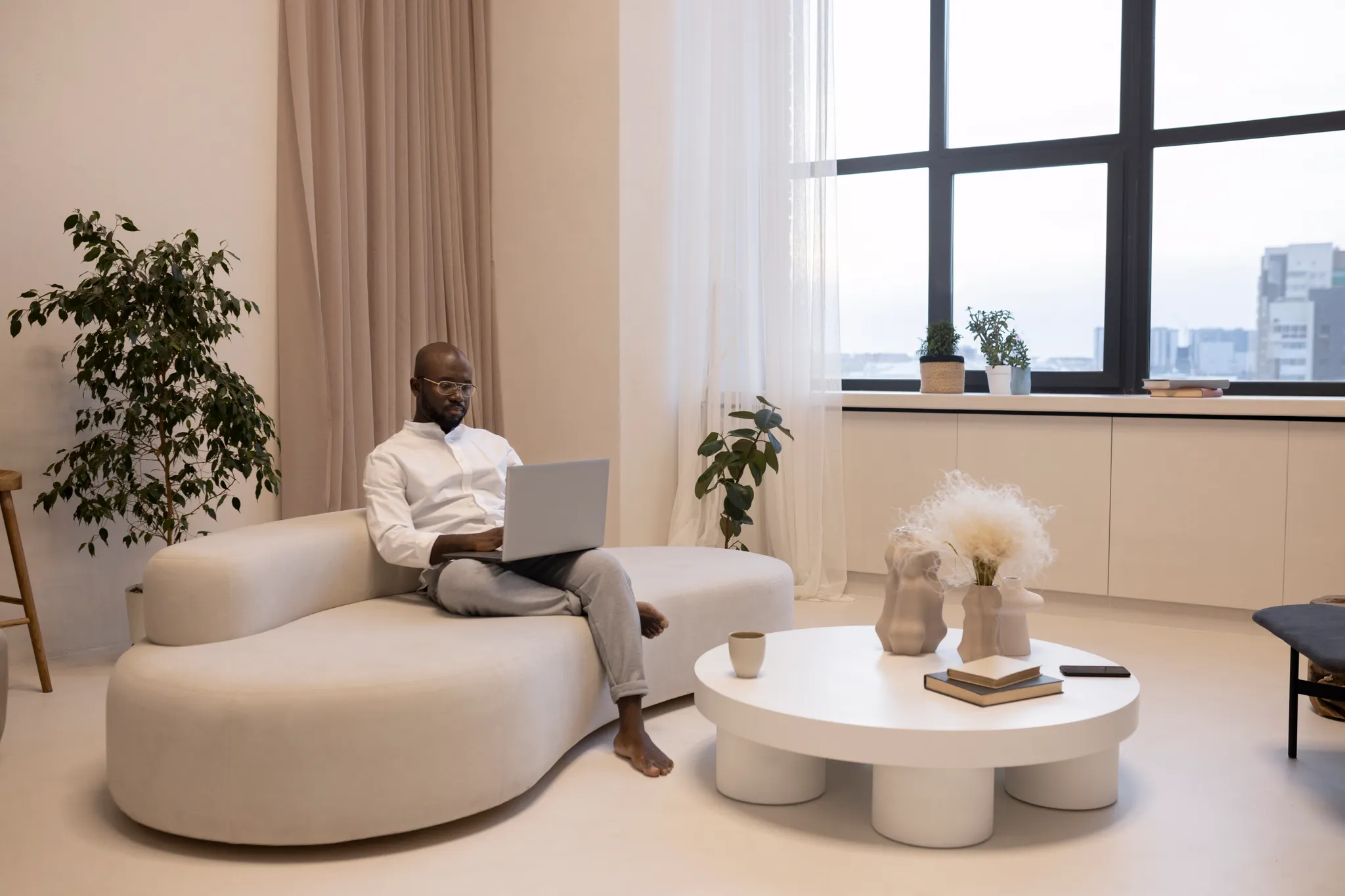 We Love Eya 2025 : le guide h&eacute;bergement &agrave; Cotonou