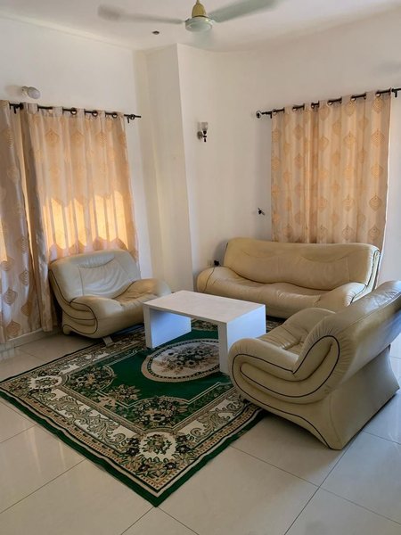 Appartement 2 pièces avec terrasse spacieuse et entrée personnelle