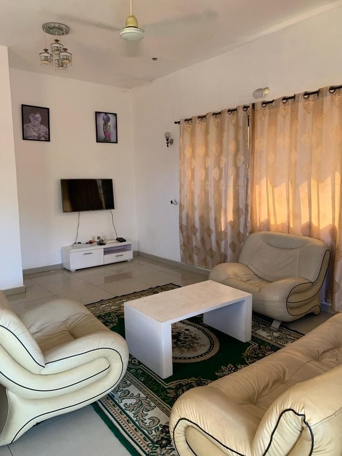 Appartement 2 pièces avec terrasse spacieuse et entrée personnelle