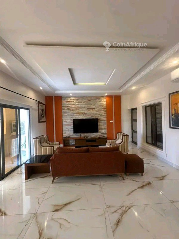Appartement meublé haut standing de 2 pièces avec piscine, jardin et vue sur mer