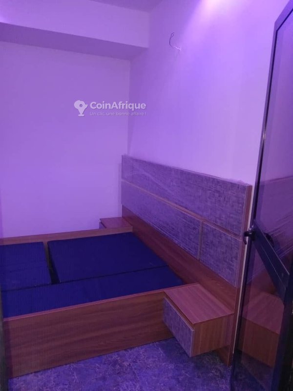Immeuble locatif R+3 avec revenus mensuels de 1 000 000 FCFA
