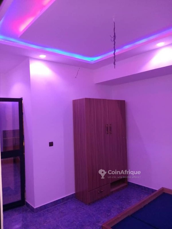 Immeuble locatif R+3 avec revenus mensuels de 1 000 000 FCFA