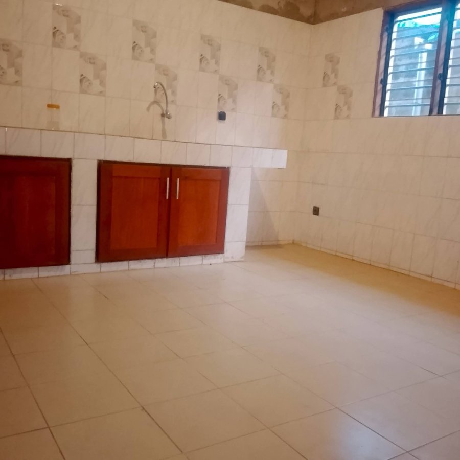 Maison personnelle dallée de 3 pièces avec climatisation et garage double