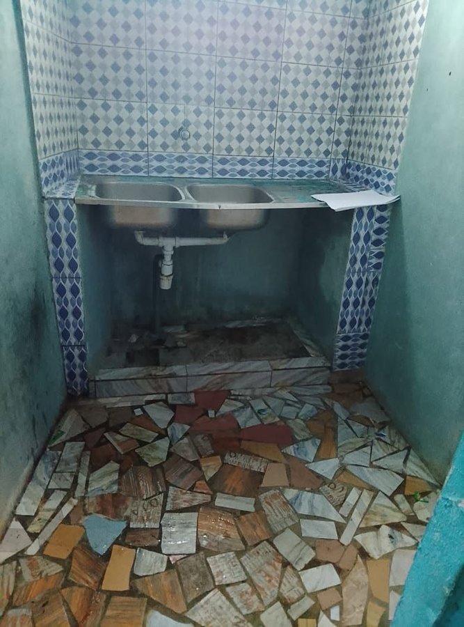 Appartement meublé 1 pièce avec terrasse spacieuse et arrière-cour