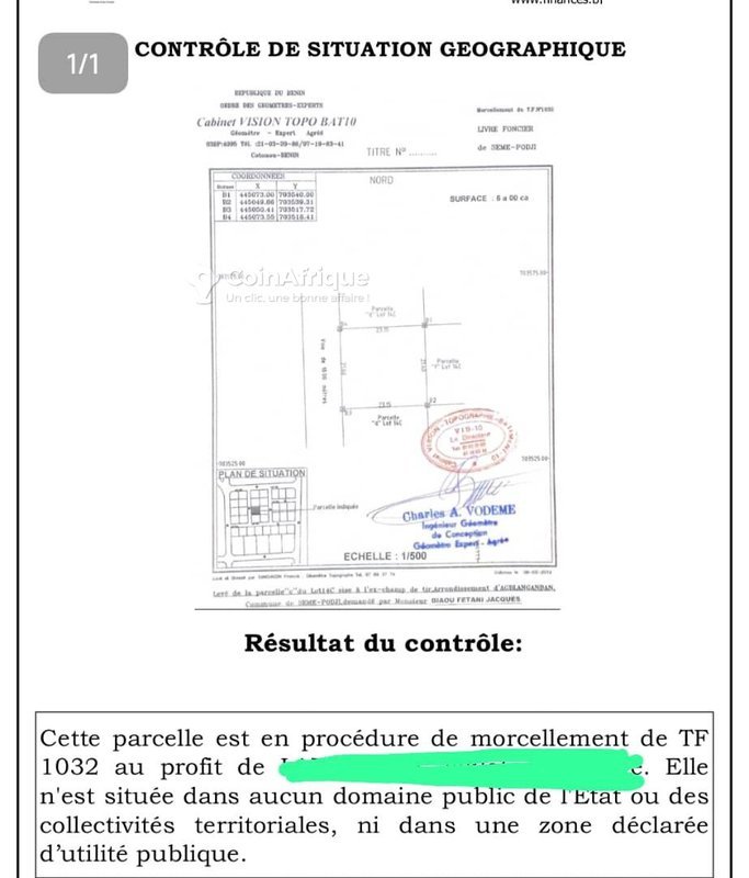 Terrain clôturé de 1000 m² avec titre foncier donnant sur deux rues