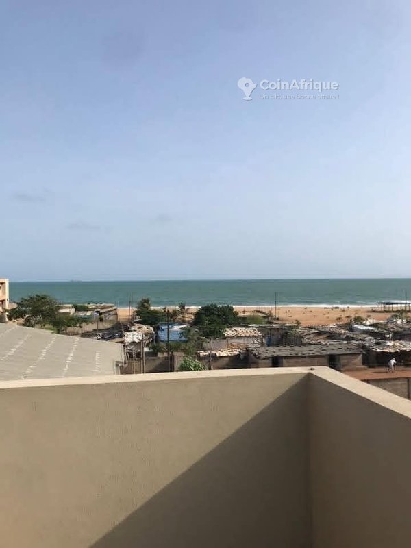 Villa spacieuse de 16 pièces avec vue sur mer