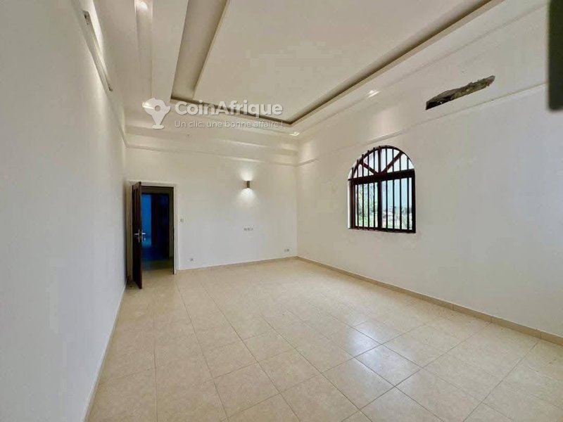 Villa luxueuse de 6 pièces avec piscine et espace événementiel