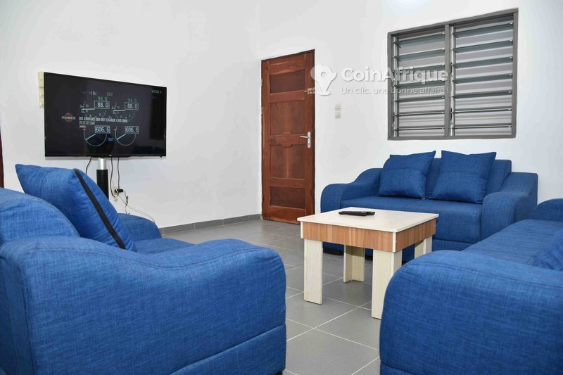 Appartement meublé d'exception avec services inclus et balcon - 1 pièce spacieuse