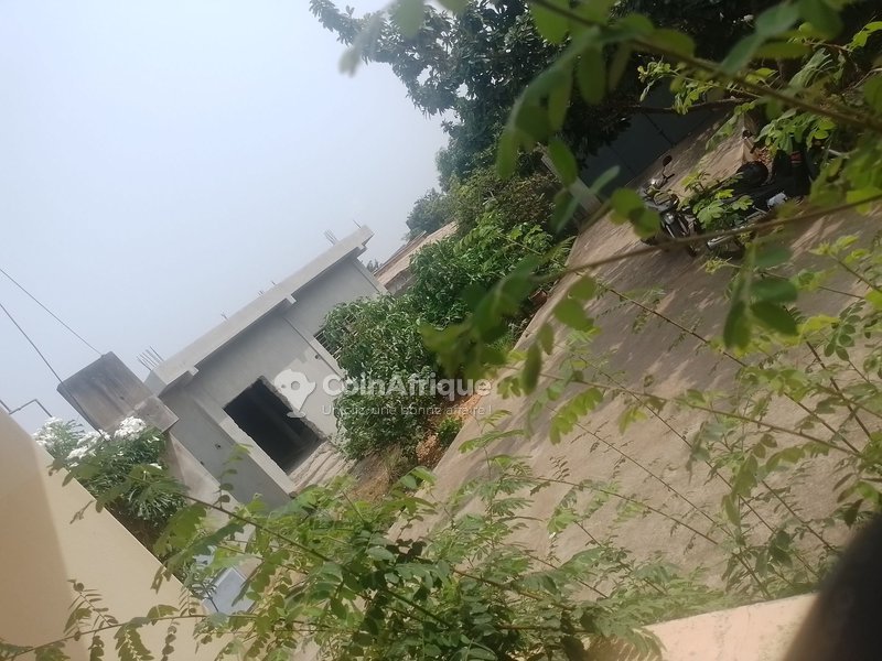 Terrain exceptionnel de 15 lots avec titre foncier personnel et infrastructures clés en main