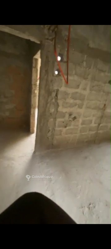 Villa spacieuse de 5 chambres avec garage et titre foncier en cours