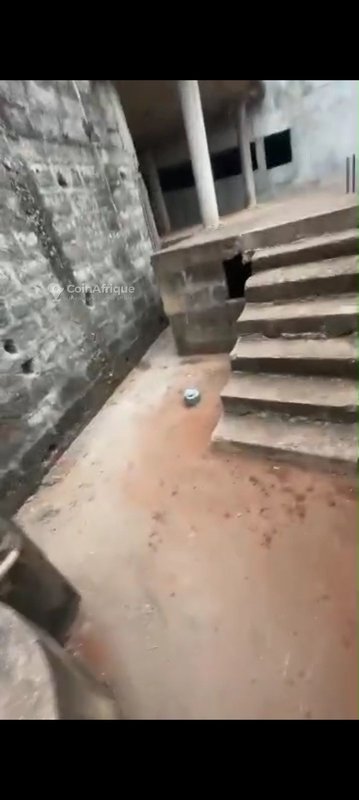 Villa spacieuse de 5 chambres avec garage et titre foncier en cours