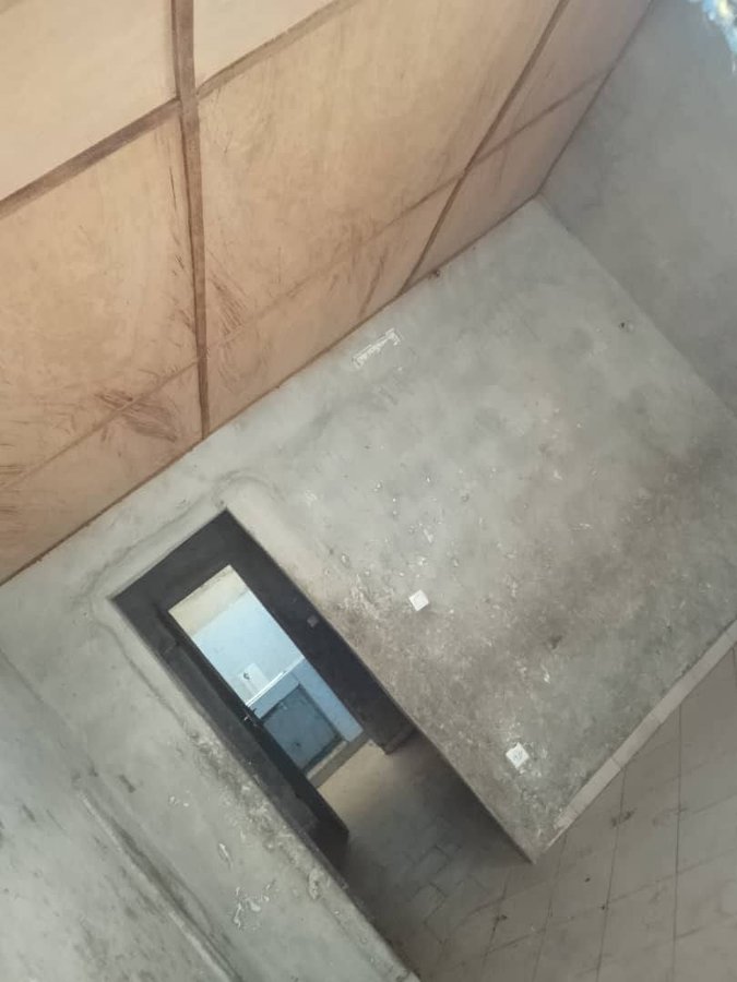 Appartement spacieux d'une pièce avec terrasse et commodités modernes