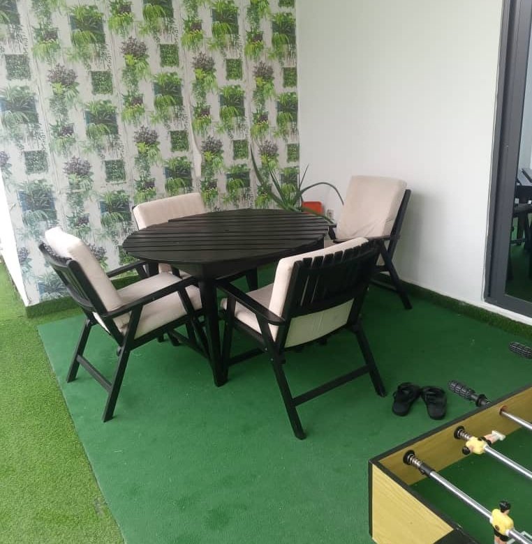 Appartement meublé de 2 pièces avec entrée personnelle dans un cadre sécurisé et calme