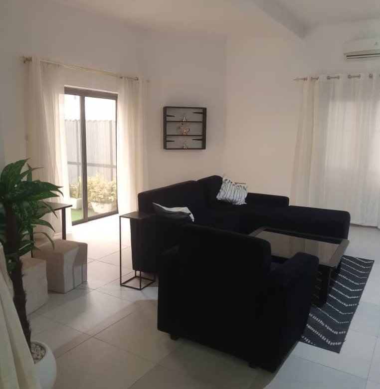 Appartement meublé de 2 pièces avec entrée personnelle dans un cadre sécurisé et calme