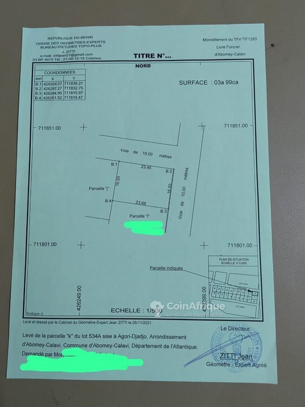 Terrain exceptionnel de 798 m² avec titre foncier personnel et clôture en angle de rue