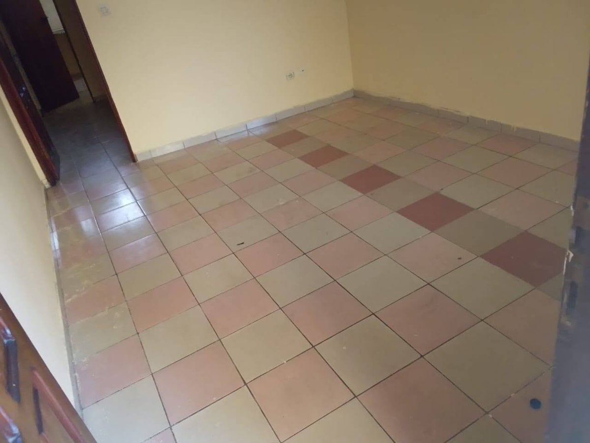 Appartement cosy d'une pièce avec salon et sanitaire intégrés