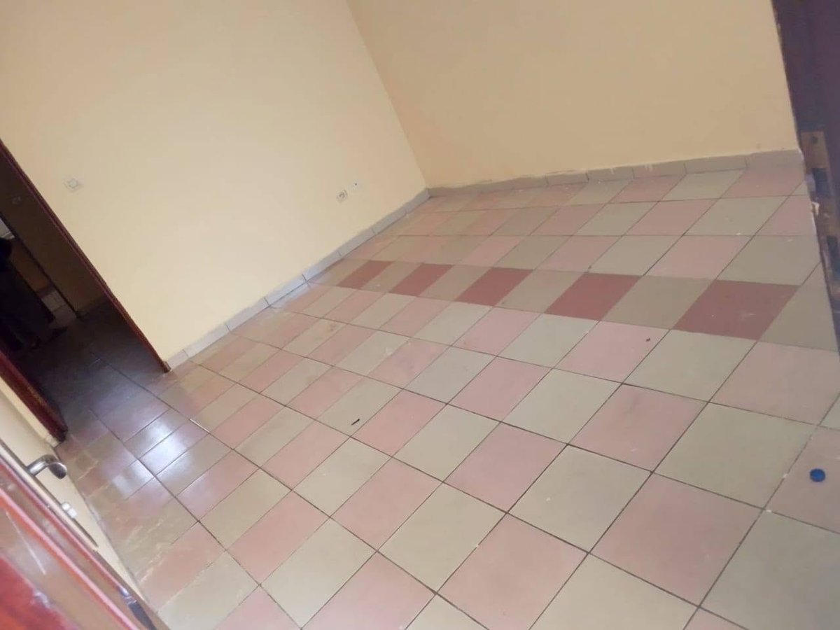 Appartement cosy d'une pièce avec salon et sanitaire intégrés