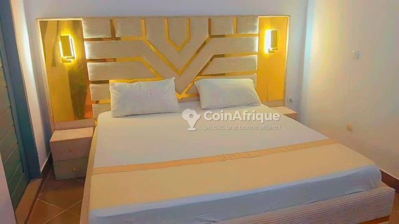 Appartement meublé de 2 pièces avec climatisation et équipements haut de gamme