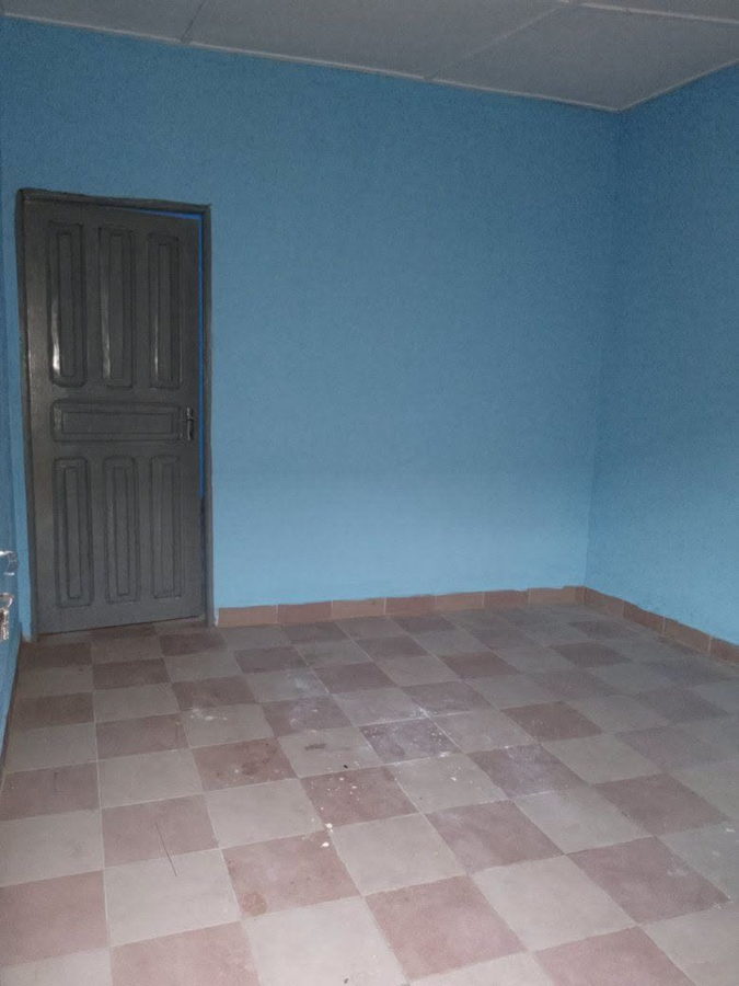 Appartement cosy d'une pièce avec douche moderne et compteur personnel
