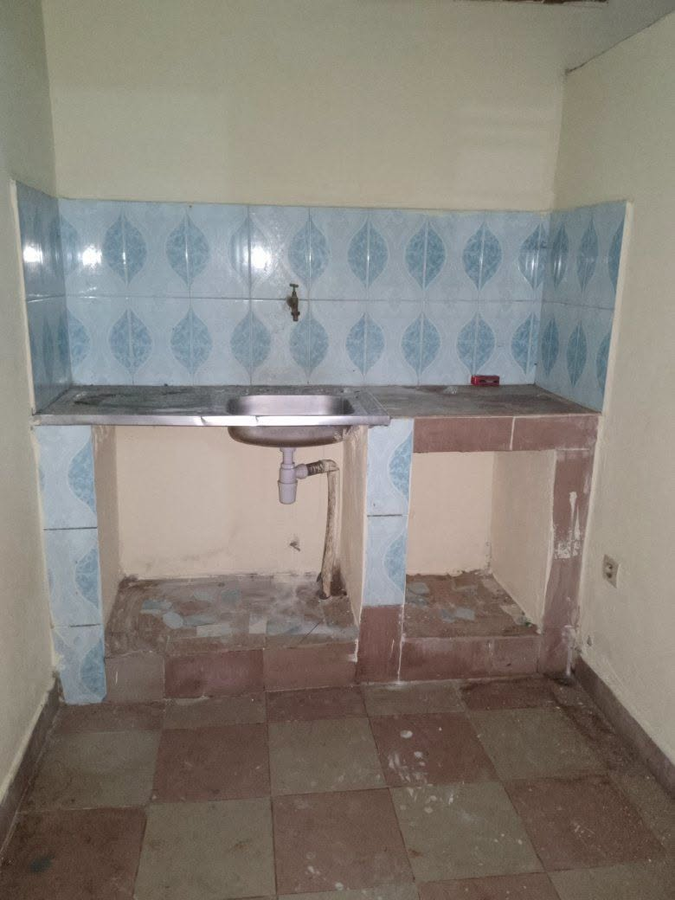 Appartement cosy d'une pièce avec douche moderne et compteur personnel