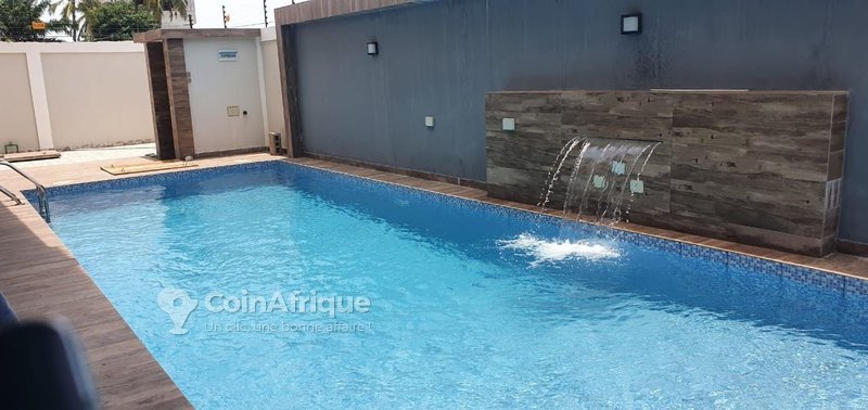 Magnifique Villa de 6 Pièces avec Piscine et Vue sur Mer