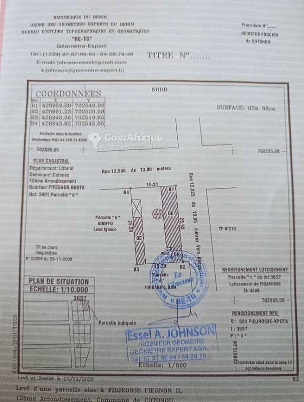 Terrain en angle de rue avec titre foncier personnel - 388 m²