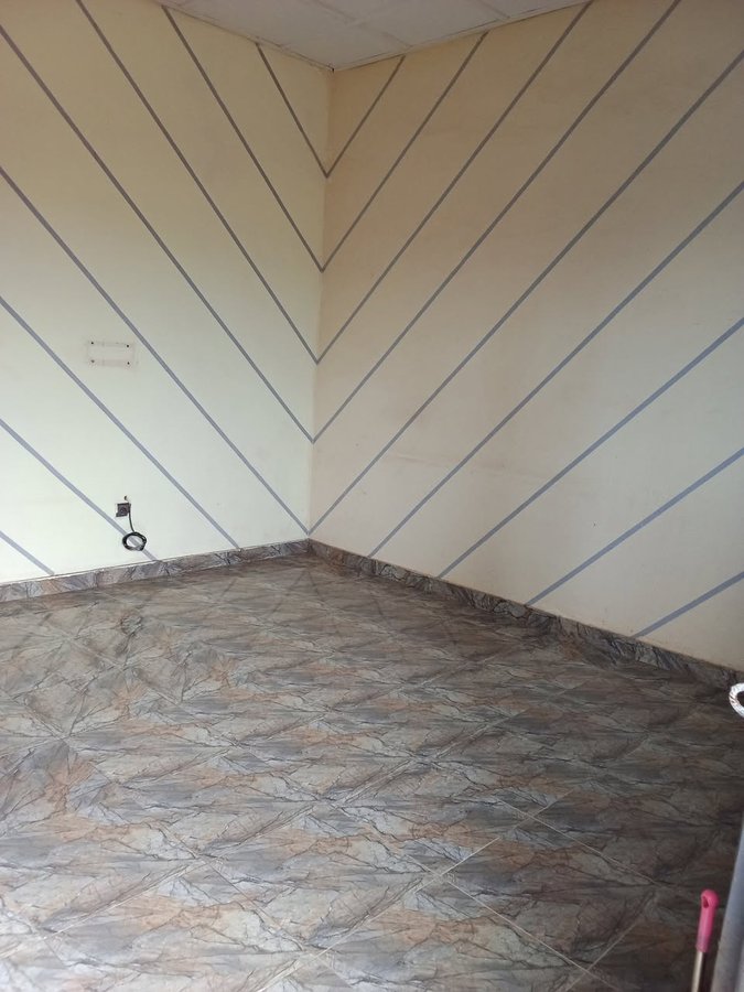Appartement meublé d'une pièce avec accès véhicule et équipements modernes