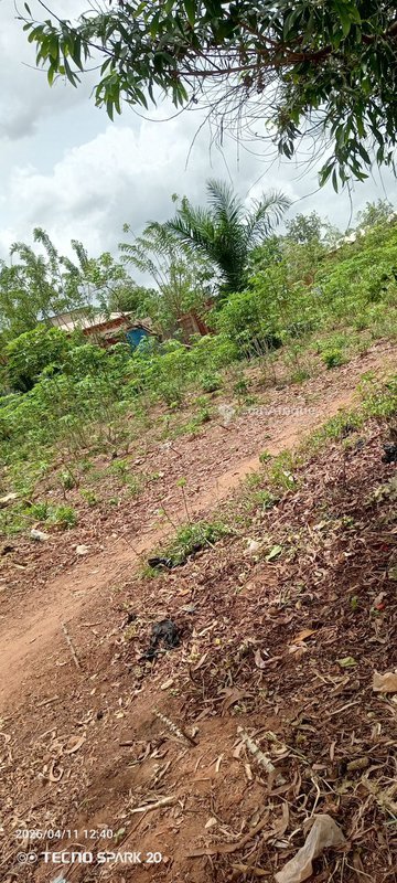 Terrain constructible de 500 m² avec documents légaux complets