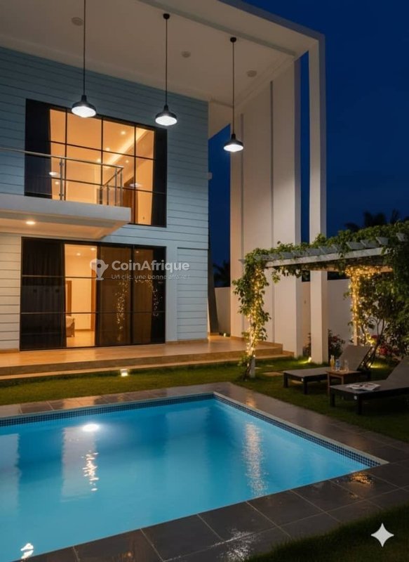 Villa luxueuse de 6 pièces avec piscine et espace vert