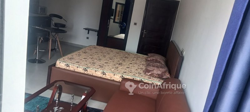 Location studio meublé