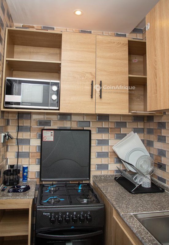 Appartement meublé d'une pièce avec climatisation et services haut de gamme