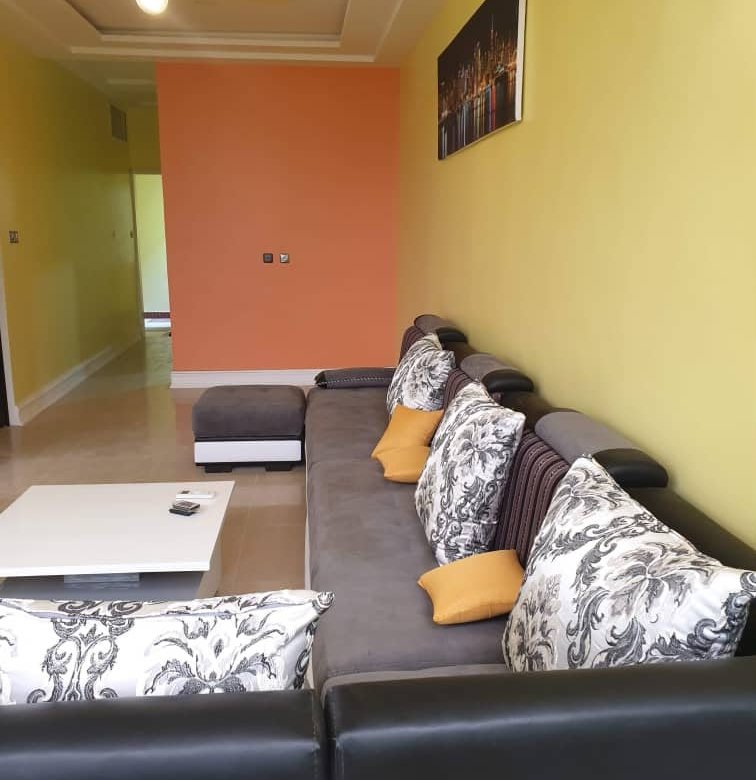 Appartement meublé d'une pièce avec climatisation et proximité immédiate de la plage