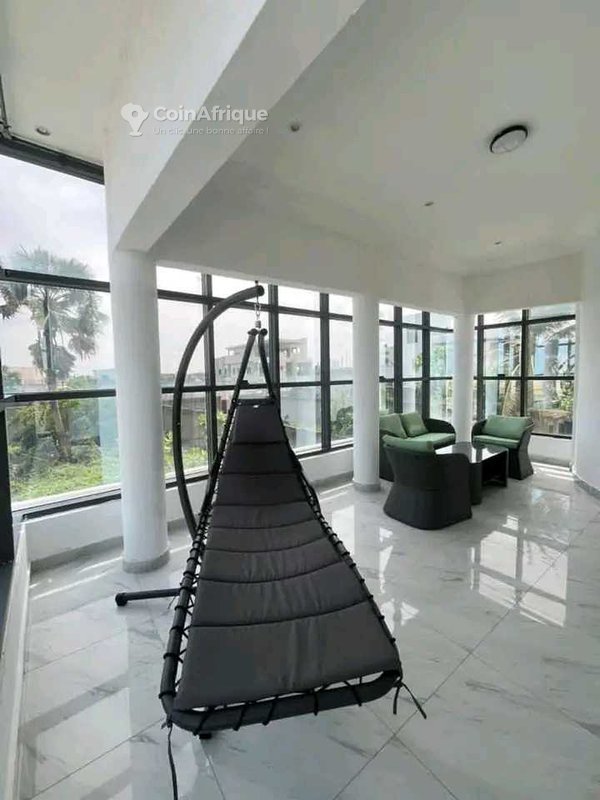 Appartement meublé de 6 pièces avec vue sur mer et grande terrasse