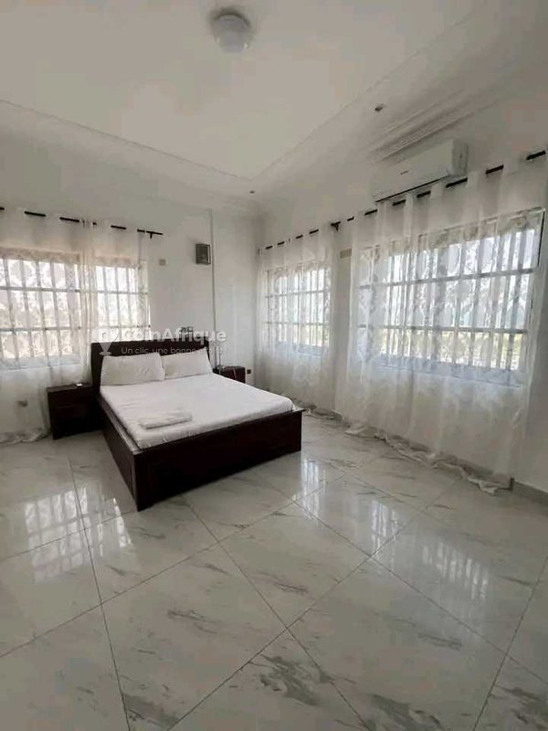 Appartement meublé de 6 pièces avec vue sur mer et grande terrasse