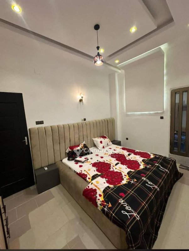 Appartement meublé 2 pièces avec services haut de gamme et connexion fibre optique