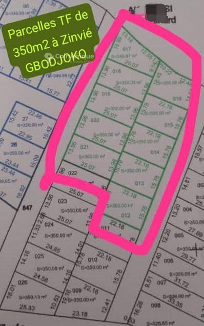 Terrain constructible de 350 m² avec titre foncier et voies d'accès spacieuses