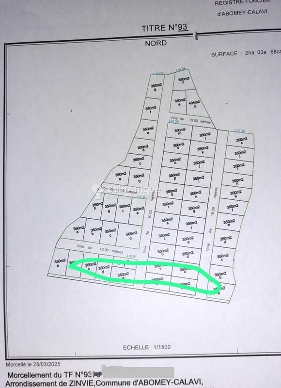 Terrain de 350 m² avec titre foncier et voies spacieuses