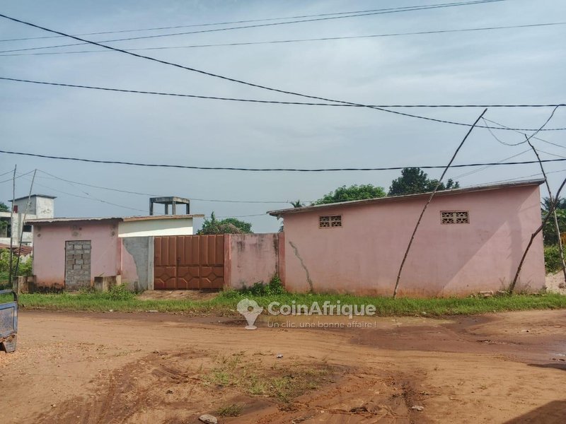 Terrain à vendre avec titre foncier personnel et accès aux voies de 10 mètres