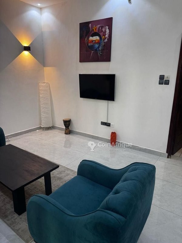 Appartement meublé 1 pièce avec vue sur mer et balcon