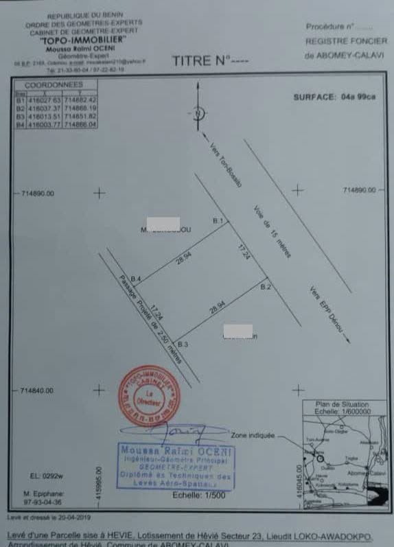 Terrain loti et recasé avec accès goudronné et documents légaux complets