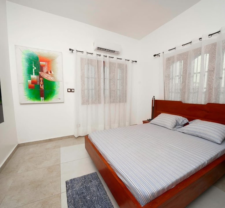 Villa luxueuse de 4 pièces avec terrasse panoramique et studios indépendants