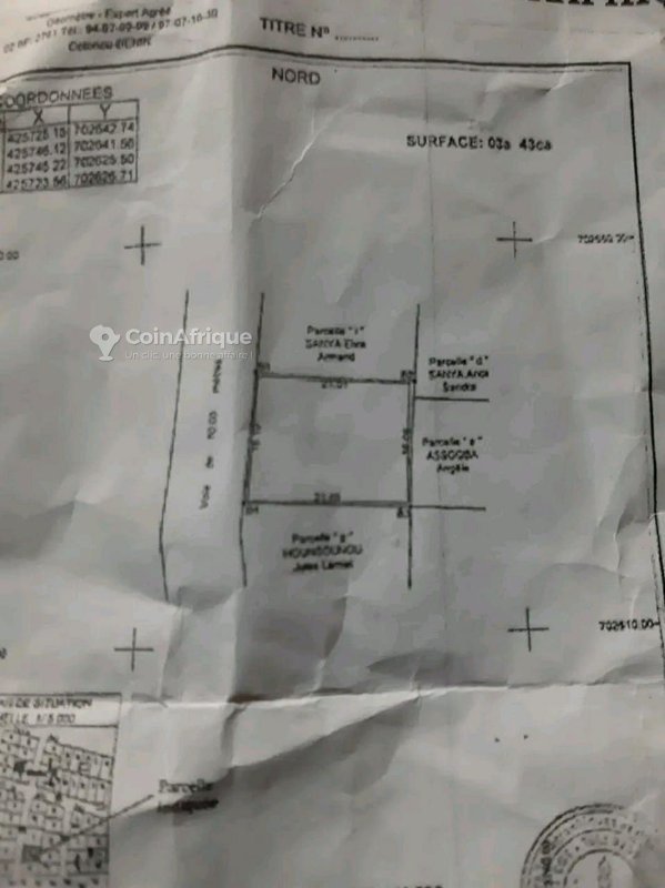 Terrain spacieux de 343 m² dans une zone résidentielle calme et sécurisée