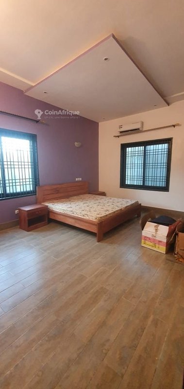 Appartement 3 pièces ultra moderne avec climatisation et sécurité 24/7