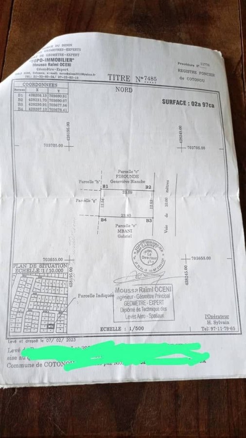 Terrain à vendre avec titre foncier personnel et emplacement stratégique