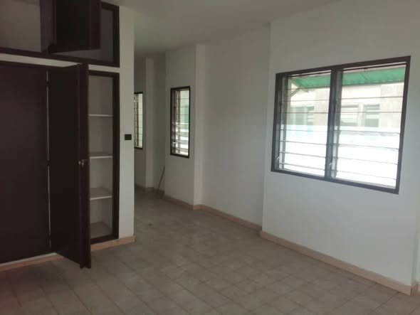 Villa luxueuse de 5 pièces avec espace vert et paillote