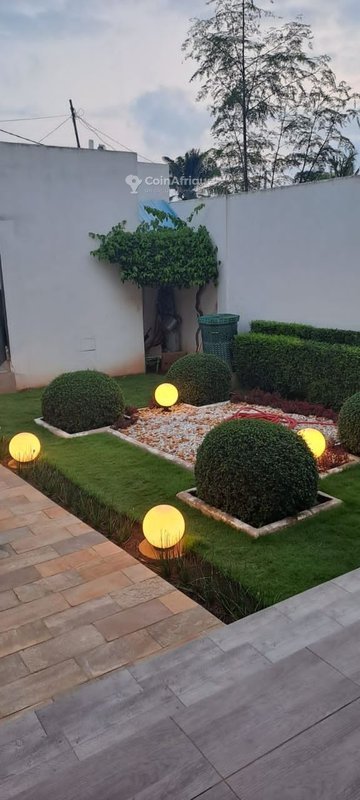 Villa luxueuse de 4 pièces avec rooftop et jardin à proximité de la plage