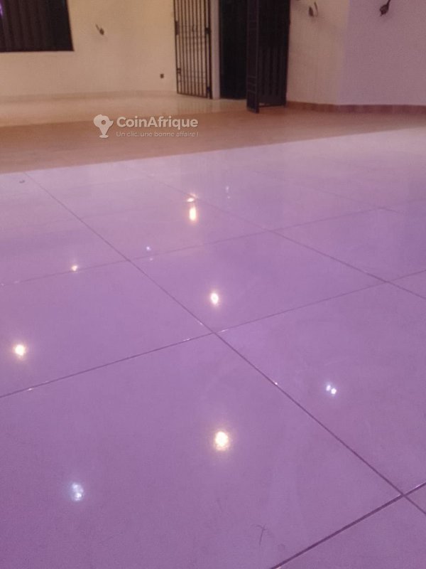 Villa luxueuse de 2 pièces avec jacuzzi et garage double