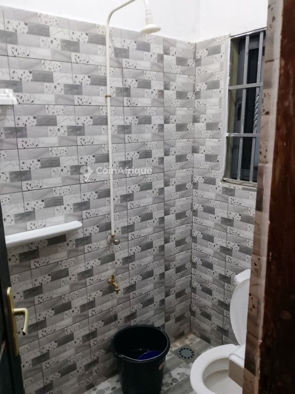Appartement meublé d'une pièce avec climatisation et sécurité 24h/24