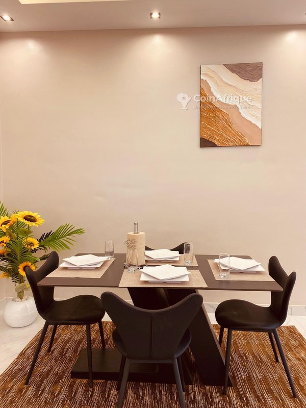 Villa luxueuse de 2 pièces avec piscine et équipements haut de gamme