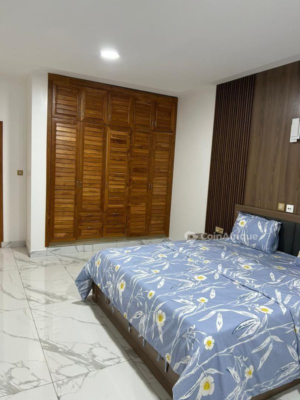 Appartement meublé de 3 pièces avec terrasse et vue imprenable sur la mer